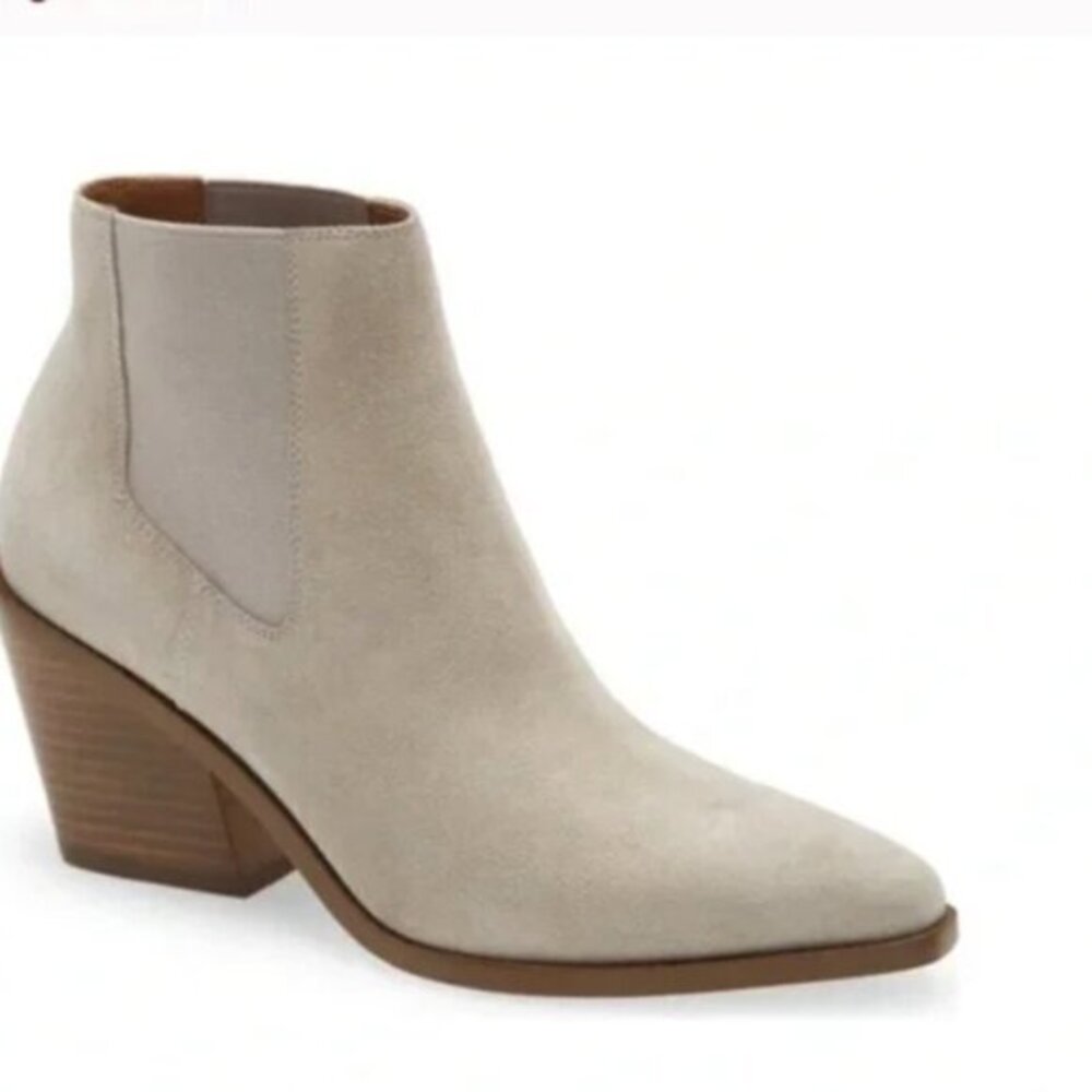 Rag & Bone NWOT Light Grey Calfskin Suede Razor Booties- Size 40